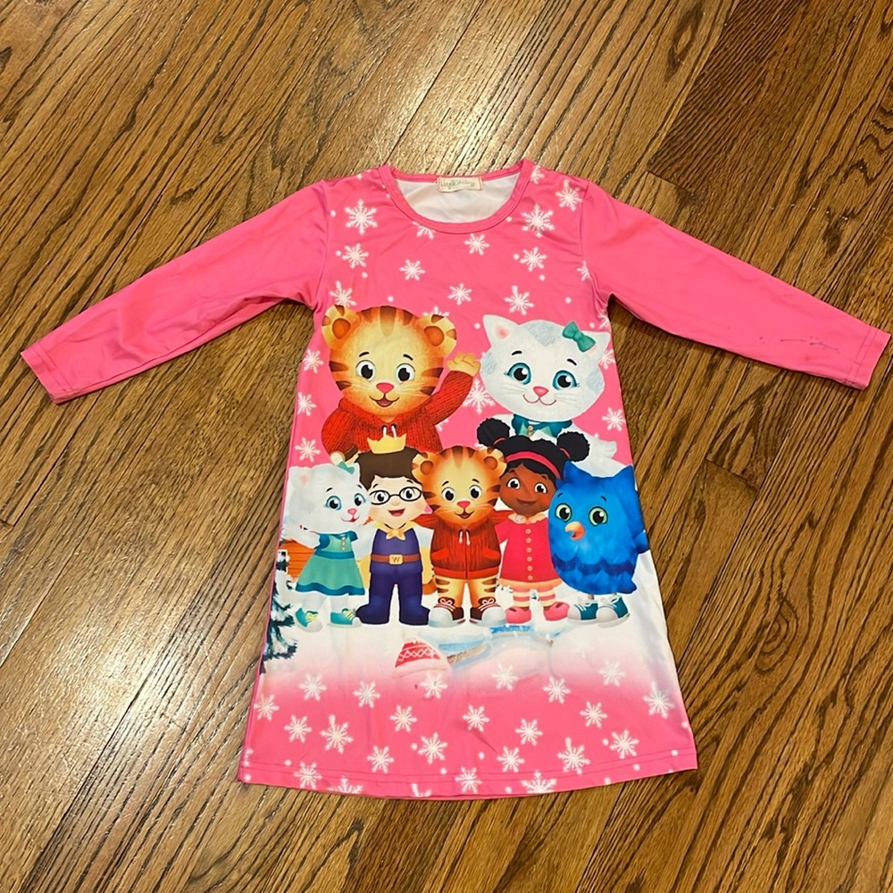 Daniel Tiger Winter Wonderland Nightgown – Size 3T